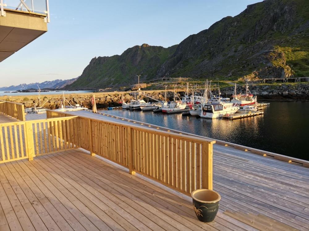 Karlotte'S Apartment Ballstad Exterior photo